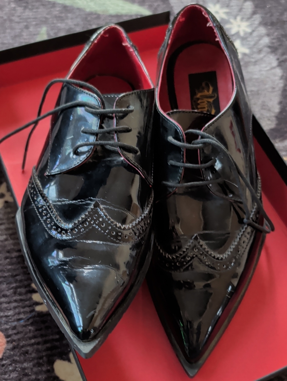 Kat Von D - Nina Oxford Size 9 Women's Black Patent Leather Wingtip Dress Shoes